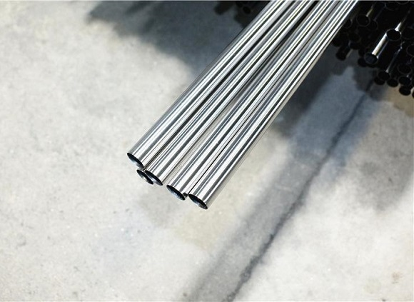 不锈钢制品管与不锈钢管件的区别.png